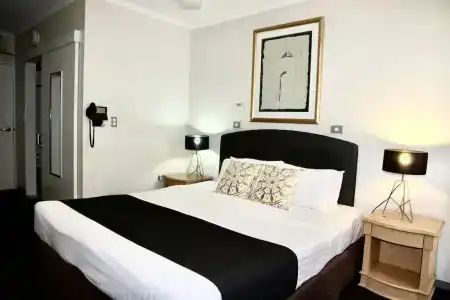 Mariners Court - 67