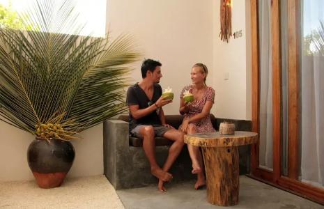 Dhiffushi White Sand Beach - 38