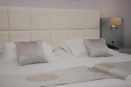 St George Spa & Beach Resort - 78