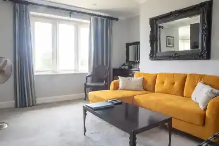 Holm House - 51