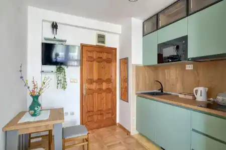 Elena - 225