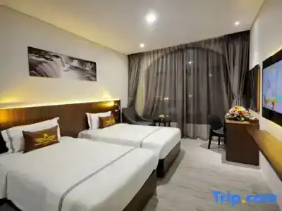 Crown Nguyen Hoang - 18