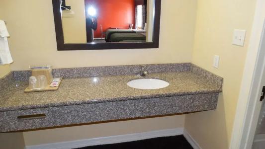 6 Houston, TX – Willowbrook Mall - 6