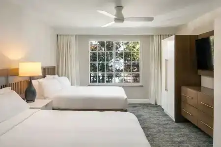 Marriott Lakeshore Reserve - 51