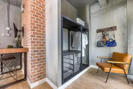 Rent V38 - 3