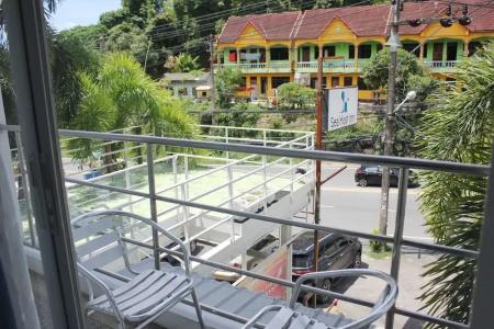 Sea Host Inn - 77