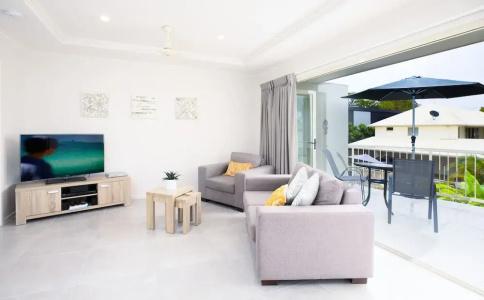 Noosa River Palms - 170