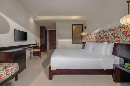 Vinh Hung Emerald Resort - 106