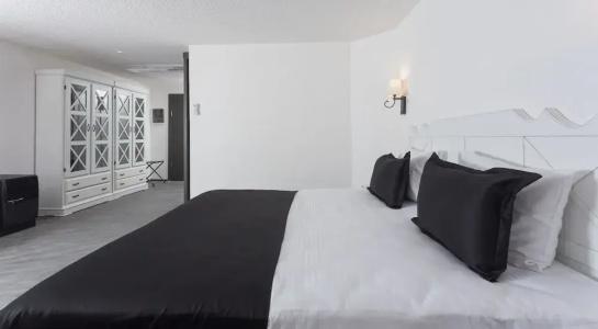 Check Inn Suite & Spa - 50