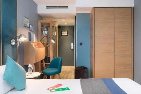 Quality & Suites Bercy Bibliothèque by HappyCulture - 82