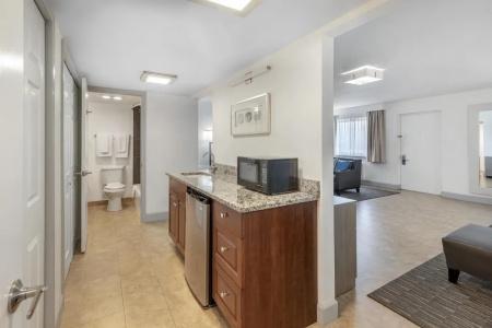 Best Western Palm Beach Lakes - 81