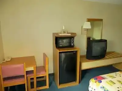 Homestyle Inn and Suites - 40