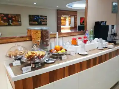 Riviera Airport, Sure Hotel Collection by Best Western - 12
