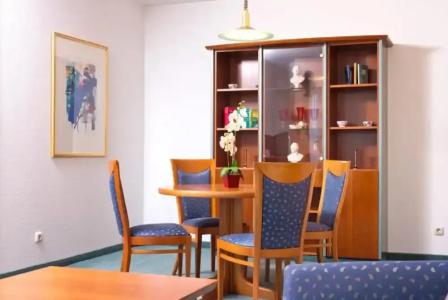 Ramada by Wyndham Weimar - 63