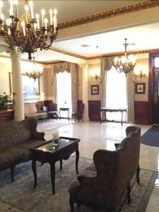 Le Richelieu in the French Quarter - 13