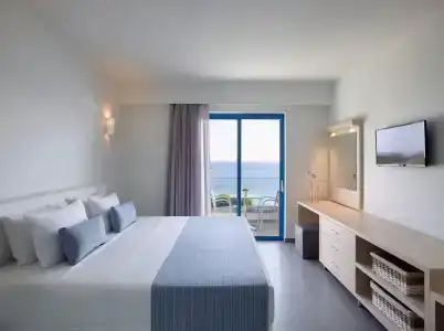 Lindia Thalassa - 29