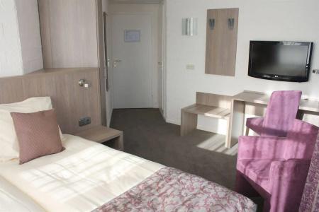 Eurohotel - 4