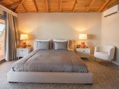 Les Ambassadeurs Ultra Luxury Beachfront Resort & Maldives Villas & Casino & Yacht Marina - 3