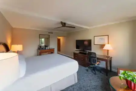 Monterey Plaza & Spa - 55