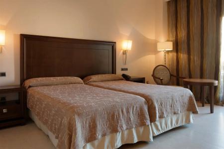 Senator Mar Menor Golf & Spa Resort - 3