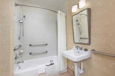 The at Fifth Avenue - 37