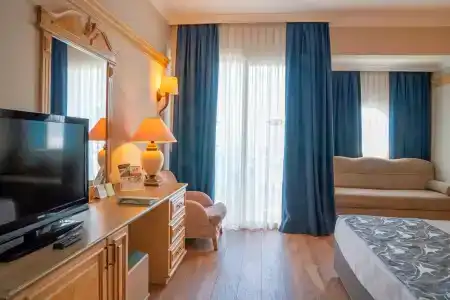 Grand Cettia - 5