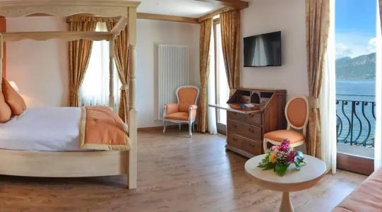 Lake Front Brenzone - 240