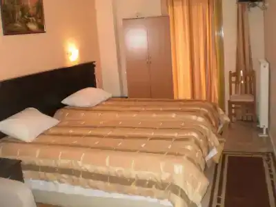 Kosta Famissi - 2