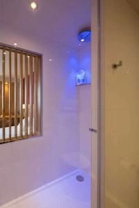 Best Western Plus Le Lavarin - 80
