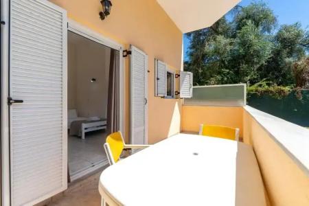 Sandy Beach Studios - 44