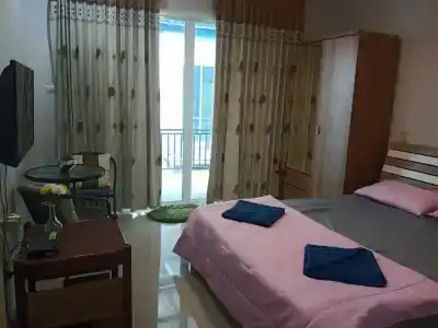 Mea-Porn Hostel - 2