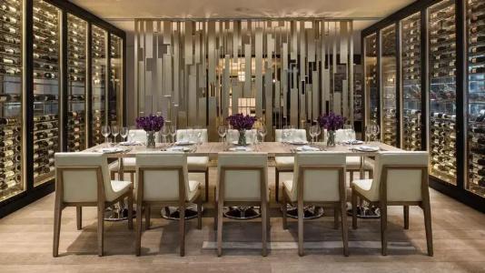 The Langham Chicago - 10