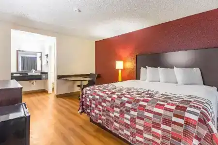 Red Roof Inn Phoenix- Midtown - 32
