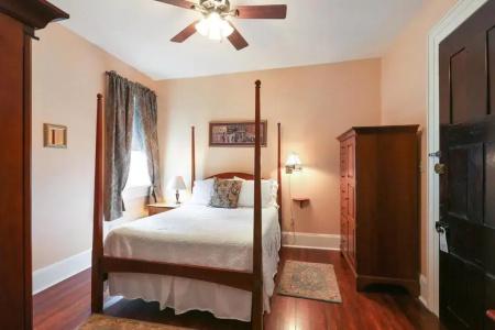 Elysian Fields Inn - 13