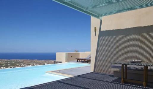 Voreina Gallery Suites - 113