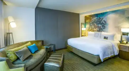 Courtyard by Marriott - 5