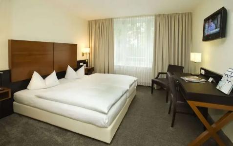 Best Western Plus Atrium - 48