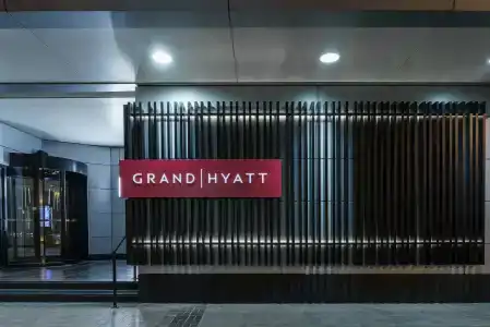 Grand Hyatt Denver - 14
