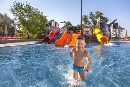 Lanterna Premium Camping Resort by Valamar - 9