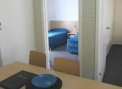 Urangan Motor Inn - 89