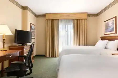 Embassy Suites - 6