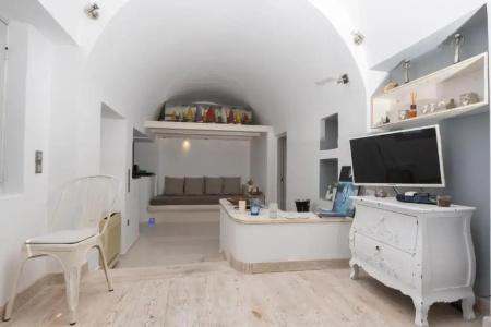 Hyperion Oia Suites - 57