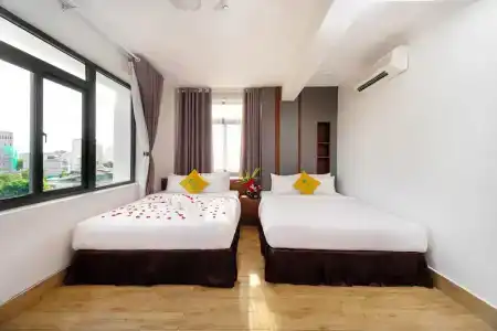The Palm - 48