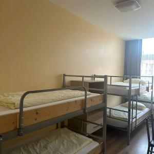 Low Budget Hostel - 21