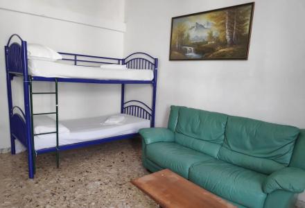 Two Ducks Hostel - 8