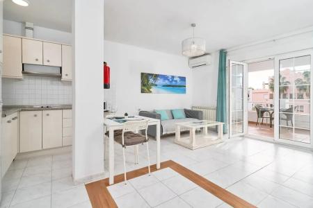 Apartamentos Almoraide Suites - Adults Only - 248