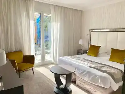 Hôtel Le Canberra - 44