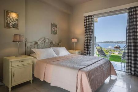 Panorama Fanari studios and - 85