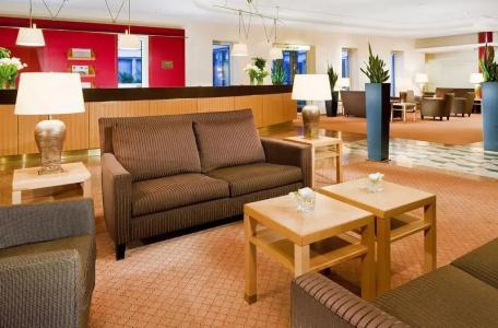 Sheraton Duesseldorf Airport - 40