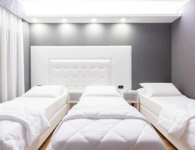 Reggia Suite Spa - 4